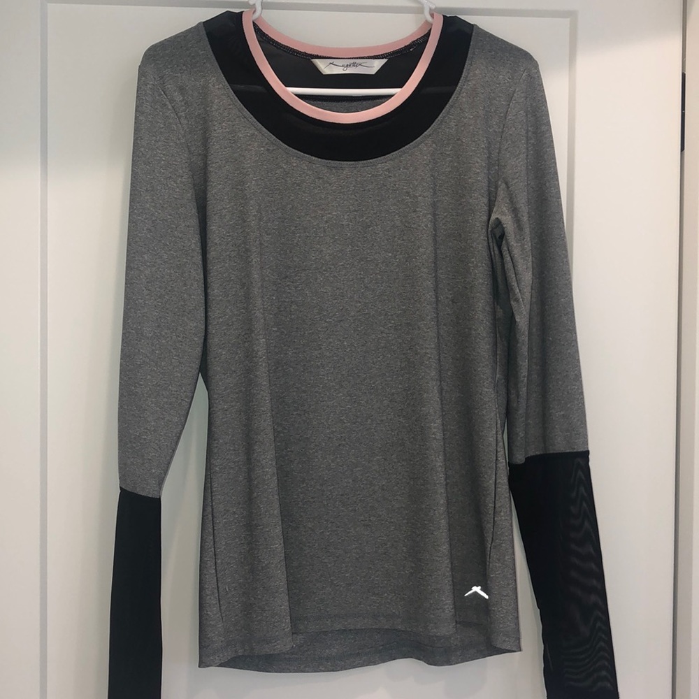 Super cute Gottex top